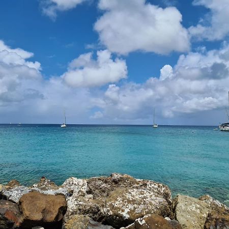 Studio KASANACO avec vue la baie de Fort de France Les Trois-Ilets Extérieur photo