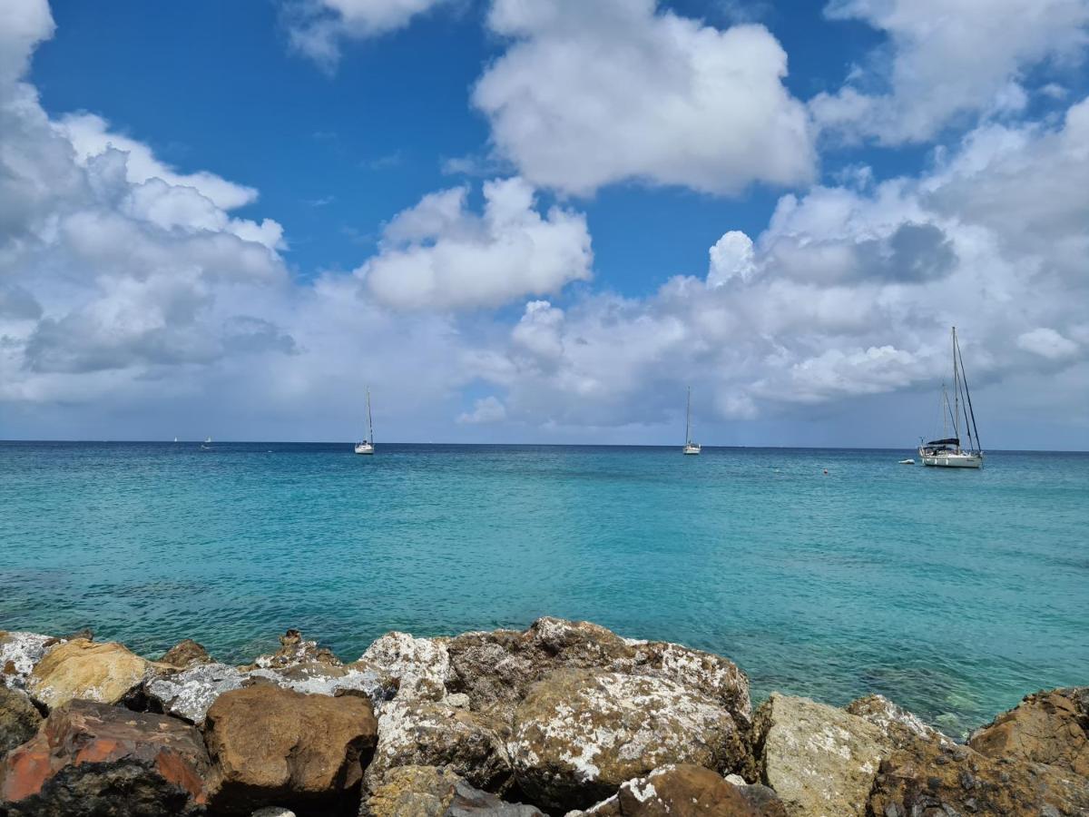 Studio KASANACO avec vue la baie de Fort de France Les Trois-Ilets Extérieur photo