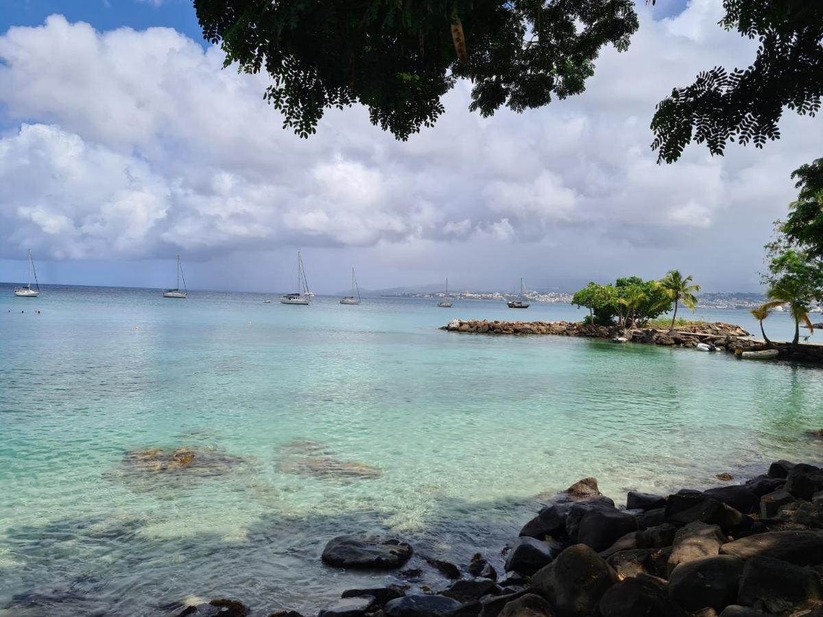 Studio KASANACO avec vue la baie de Fort de France Les Trois-Ilets Extérieur photo
