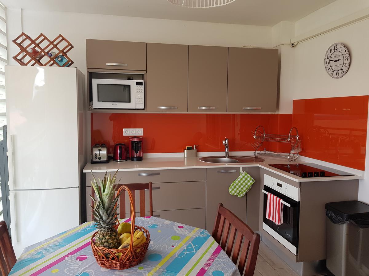 Studio KASANACO avec vue la baie de Fort de France Les Trois-Ilets Extérieur photo