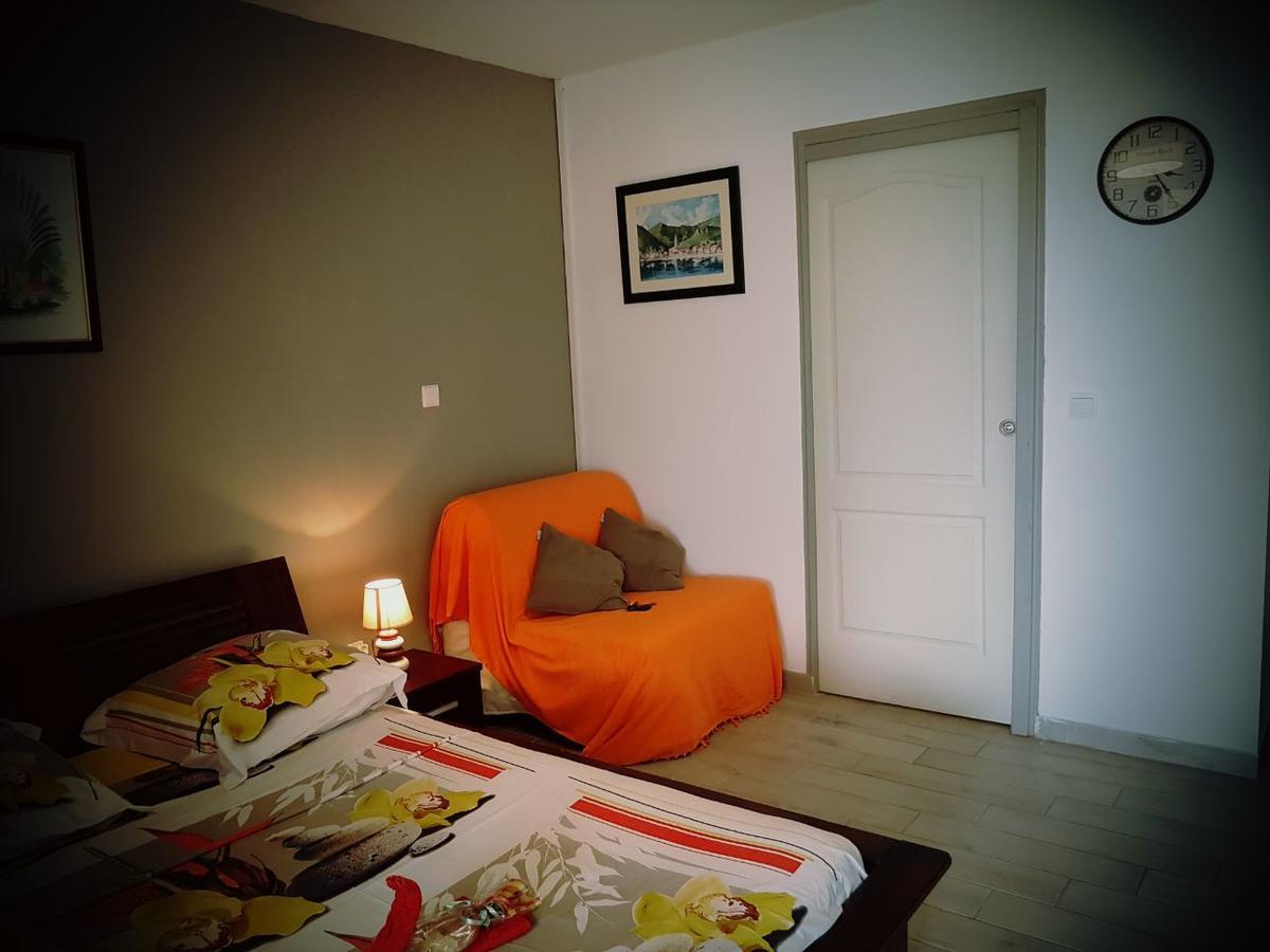 Studio KASANACO avec vue la baie de Fort de France Les Trois-Ilets Extérieur photo